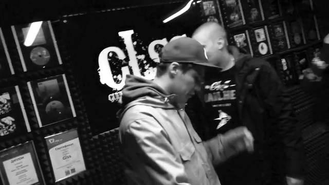 Рома Жиган- удар в спину [NR clips] смотреть онлайн