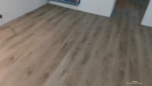 Укладка spc ламината.