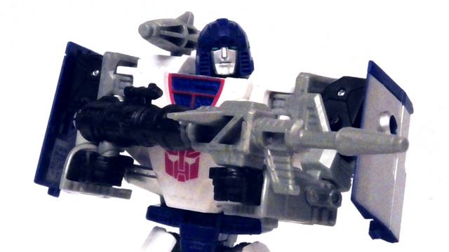 Обзор на TRANSFORMERS SIEGE - Autobot Mirage (WFC-S43) смотреть онлайн