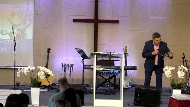 «Щастя через даяння» / Юрій Савочка / церква «Спасіння» м.Васильків / 3 жовтня 2021 смотреть онлайн