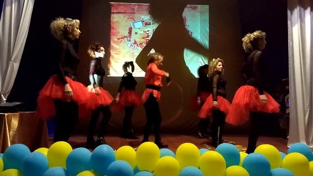 Танцевальный коллектив " cool-dens" аматоры. Ретро вечер 80-90 хх.г. Вспомнить всё!!! смотреть онлайн