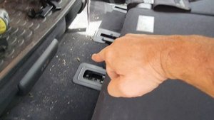 Hyundai Santa Fe 2015 - How to Remove Rear Car Seats