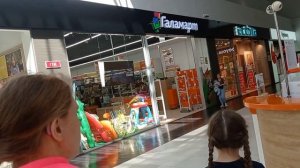 Мы в большом ТЦ Жемчужная Плаза. Обзор.