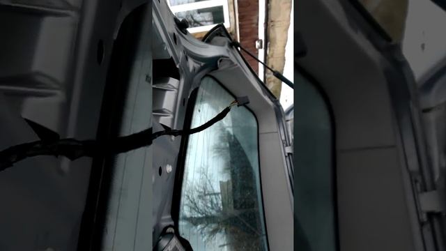 Кнопка крышки багажника Opel Zafira B смотреть онлайн