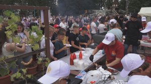 II Фестиваль уличной еды «Кухня без границ» прошел в Павловском Посаде