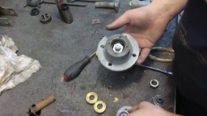 Поворотные колёса для гаражного крана.