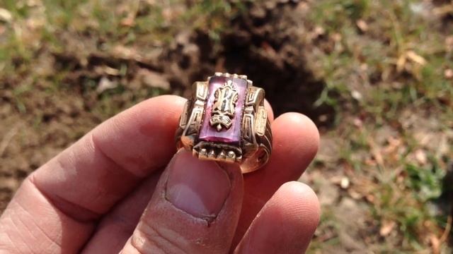 GOLD RINGS with Minelab Explorer SE pro and 705 Metal Detectors смотреть онлайн