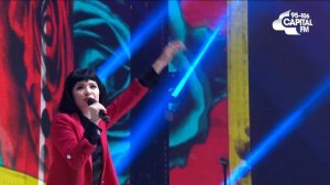 Carly Rae Jepsen - 'I Really Like You' (Live At Jingle Bell Ball 2015)