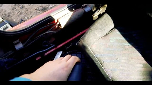 Замена ремней безопасности. Неприятные моменты. смотреть онлайн