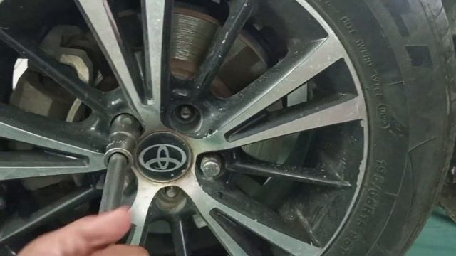 Toyota Corolla GLI ABS Fault Code C1406 diagnose & clear step by step смотреть онлайн