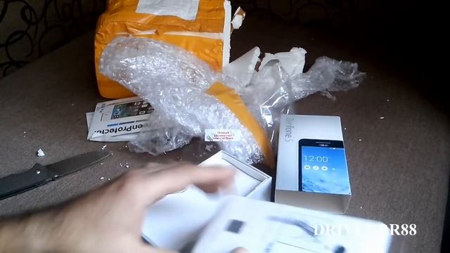 Asus Zenfone 5 ALIEXPRESS UNBOXING & краш тест от почты смотреть онлайн
