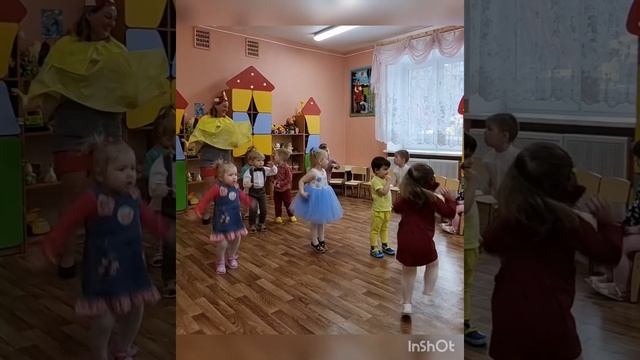 ВЕСЕННИЙ ПРАЗДНИК "КАК ЦЫПЛЯТА ВЕСНУ ИСКАЛИ"