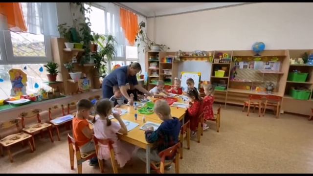 занятие по познавательному развитию "Портрет мамы" смотреть онлайн