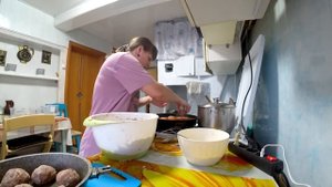 ПОЧЁМ ДРОВИШКИ В СИБИРИ. ИЗ ГОРОДА В ДЕРЕВНЮ 582 серия