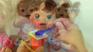 Киндер Пингвин На Завтрак! Куклы Кушают в Постели! Мультики Как Мама Пупсики Беби Элайв 108мама тв