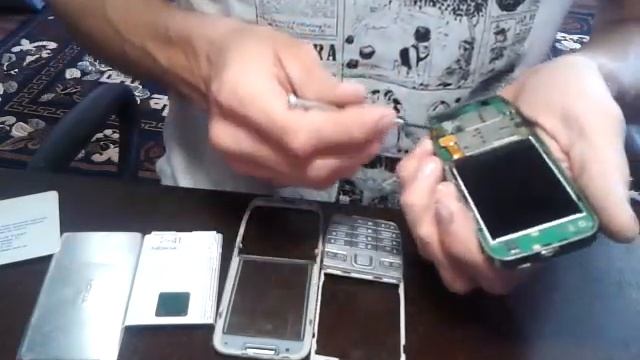 Разборка Телефона nokia E52