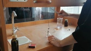 Доказательство кислотных свойств оксида фосфора (V).