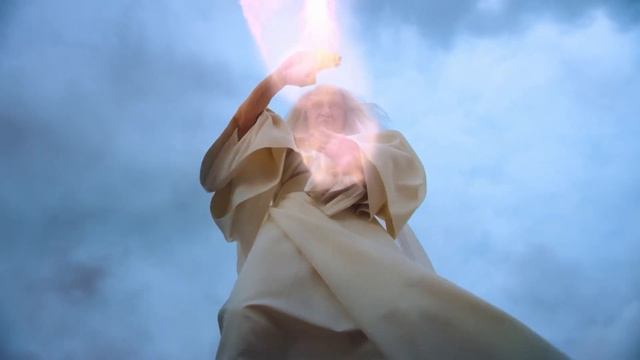 任人羞辱的功夫小子救了一隻獅王，得到獅王的寶藏，武功暴漲逆襲成天下第一！