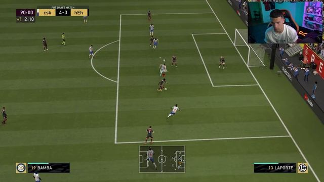 ЛУЧШЕЕ НАПАДЕНИЕ В FIFA 21 ЗАТАЩИЛО МНЕ ДРАФТ? смотреть онлайн