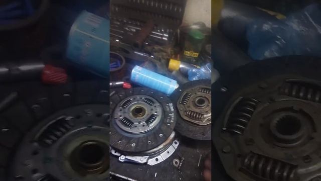 Сцепление Нива Шевроле valeo 2010г.Разница дисков между оригиналом и тем что продается сейчас. смотреть онлайн