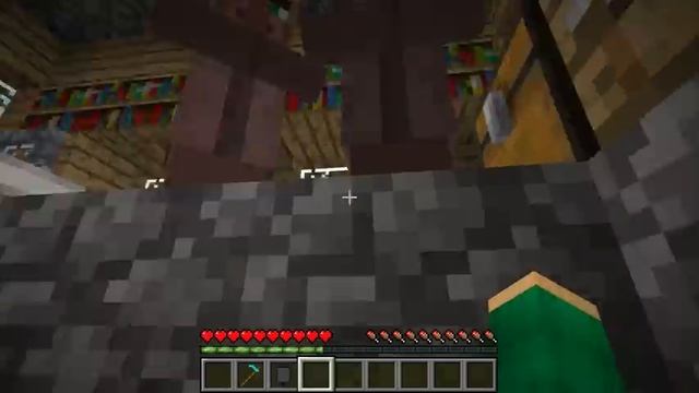 Я СПРЯТАЛСЯ В ШКАФУ ЧТОБЫ СЛЕДИТЬ ЗА ЖИТЕЛЯМИ В МАЙНКРАФТ | Риколит Minecraft