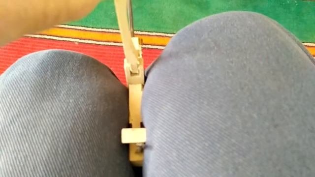Щелчок на возврате молотка пианино.