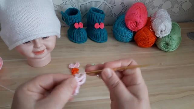 ДЕКОРАТИВНЫЕ БАНТИКИ КРЮЧКОМ / МАСТЕР КЛАСС смотреть онлайн