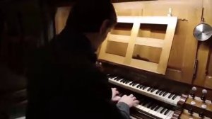 ,, Перемен" В.Цоя на органе.