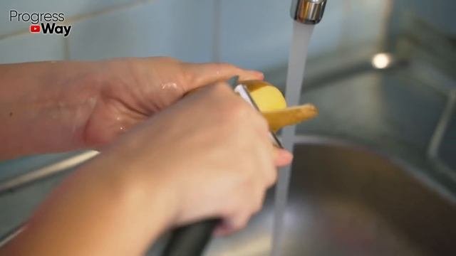 Моя комната превратилась в цветущий сад после 1 ложки такой подкормки! Кожура картофеля подкормка!