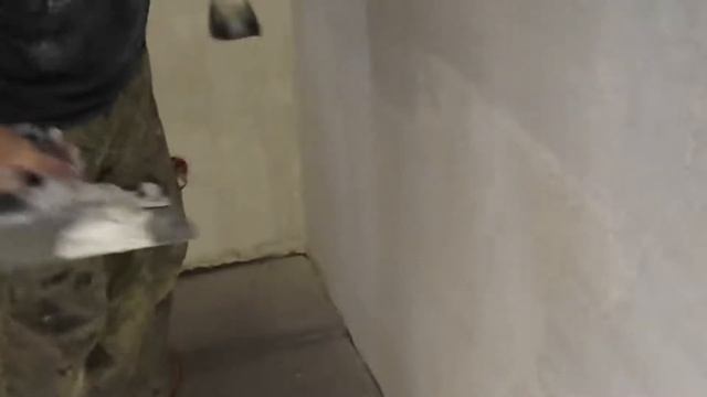 Как шпаклевать стены под обои  ⁄ после выравнивания смотреть онлайн