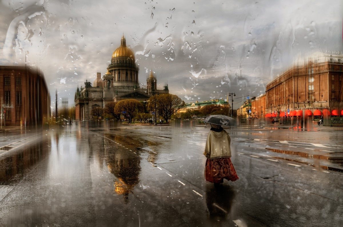 Москва днем дождь. Эдуард Гордеев дождливый Питер. Фотограф из Санкт-Петербурга Эдуард Гордеев. Эдуард Гордеев фотохудожник. Эдуард Гордеев фотохудожник дождливый Питер.