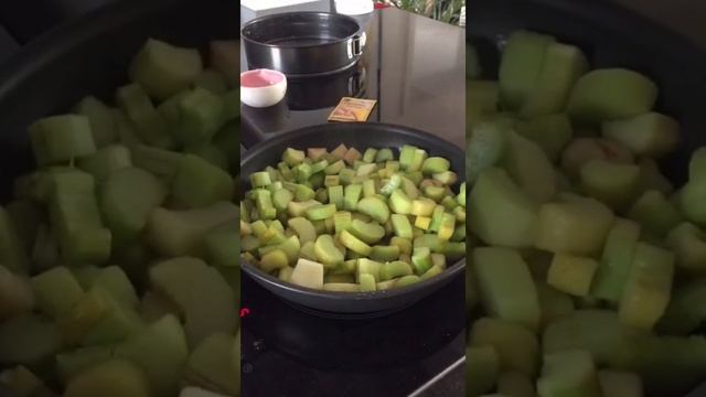 Пирог с ревенем ? Пирог из ревеня