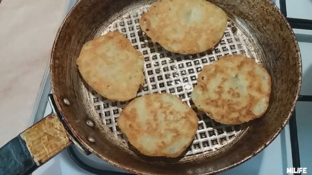 #влог #залипательноевидео
Любимые драники/Как же без какао/Новая рубрика