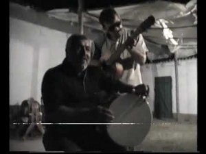 Тлядальцы: поёт Гаджимурад Магомедов и Дибир Нажмудинов - " О маме". Караузек - 12.08.2000 г. .