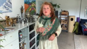Павловопасадский шелковый платок Кружевной зеленый 10. 130/130 красавчик
