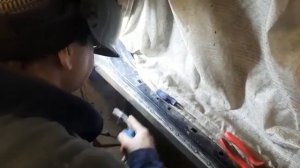 Полуавтомат Динамика 1600. Замена порога Ниссан Альмера.