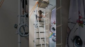 Упражнения на шведской стенке. Часть 2. трюки