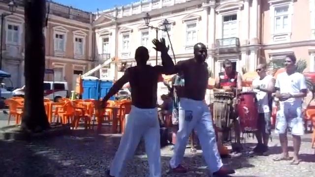 Atabaque e Capoeira no Terreiro de Jesus 2 смотреть онлайн