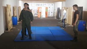 Рукопашный бой защита от захвата за шею сзади