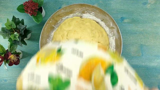 Не совсем обычный кулич. Добавляем кешью и шоколадную глазурь смотреть онлайн