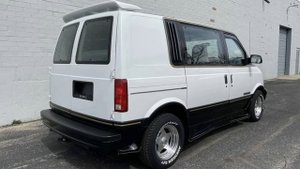 GMC SAFARI GT