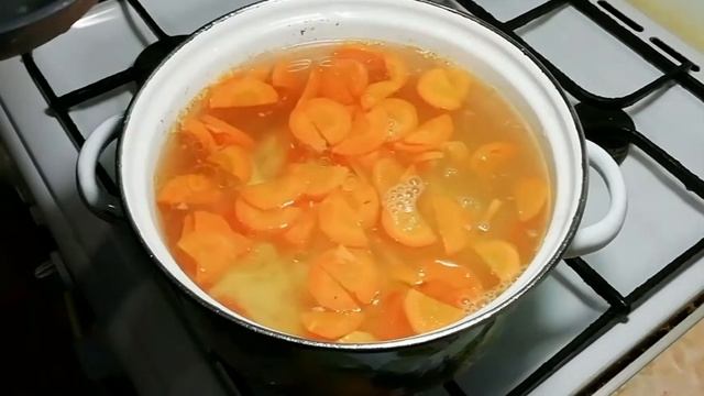Зелёные щи из щавеля