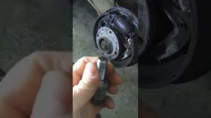 стук в заднем колесе, приора