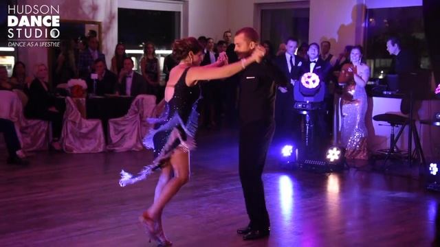 Bachata by Beth, and Artem // 5 year Gala Anniversary, 2017 смотреть онлайн