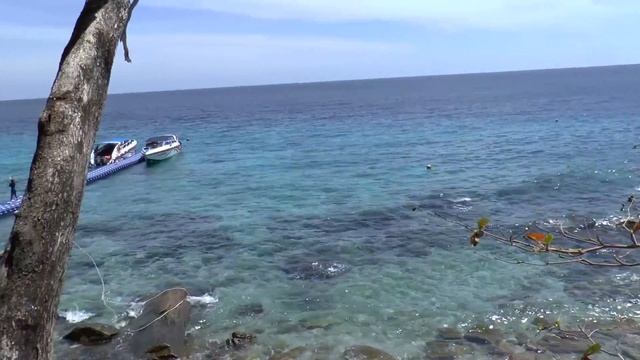 Остров Рача Яй, обед, Пхукет, Таиланд смотреть онлайн