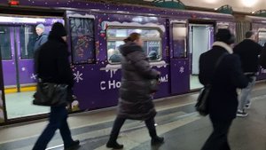 Новогодний "Русич" на станции Славянский бульвар (Арбатско-Покровская линия). 29 декабря 2023г.