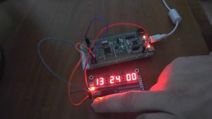 STM32F проект часов с индикацией на модуле TM1638