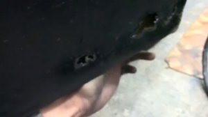 Разборки со ржавчиной на дверях Opel Omega #1