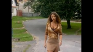 А НОВИКОВ УЛИЧНАЯ КРАСОТКА