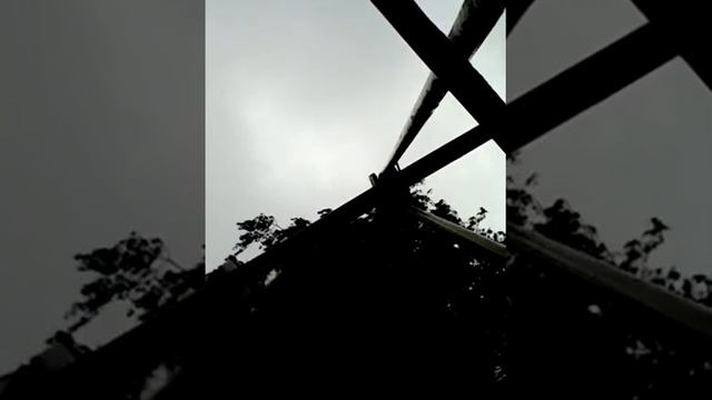 Я разжигаю костёр